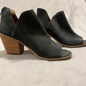 New Booties Susina Size 10